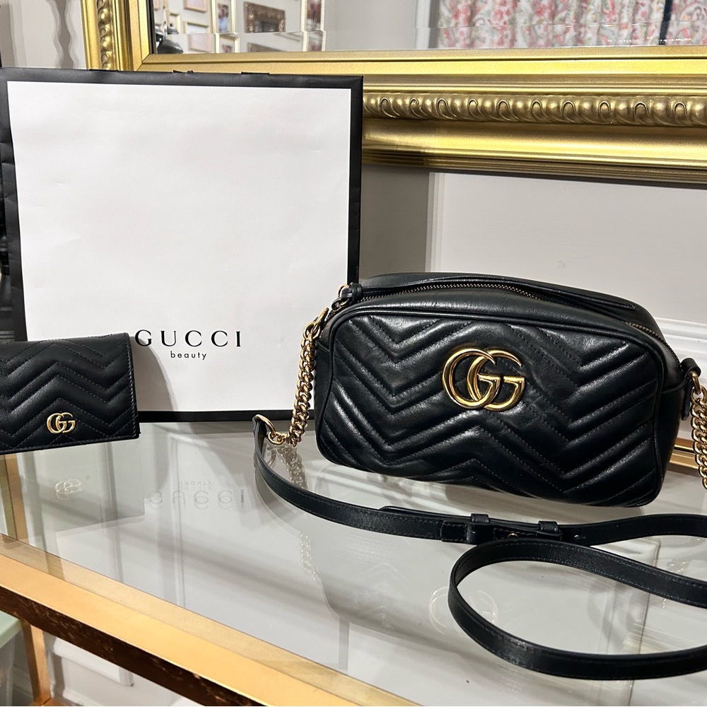 Authentic Gucci Small Marmont camera bag
